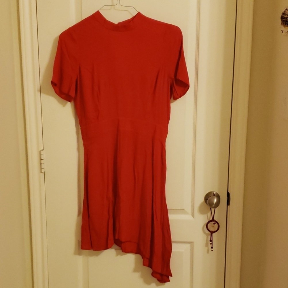 Mini Tea Dress With Open Back - Picture 5 of 8